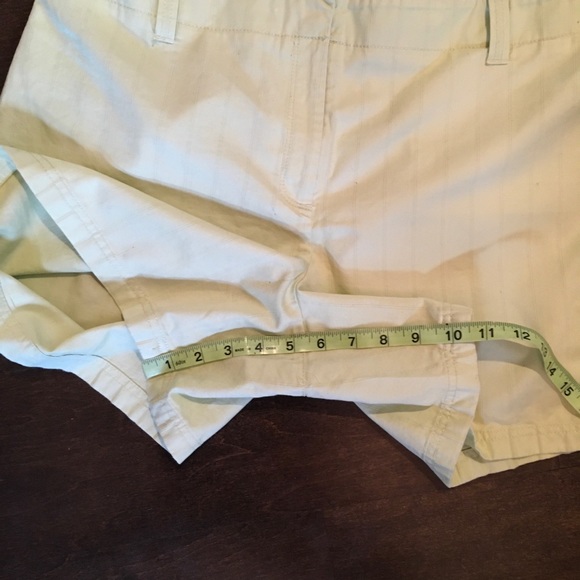 Ann Taylor Women’s yellow cotton twill classic shorts size 14 - Picture 5 of 6